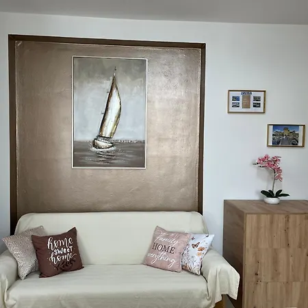 Laguna Apartman *